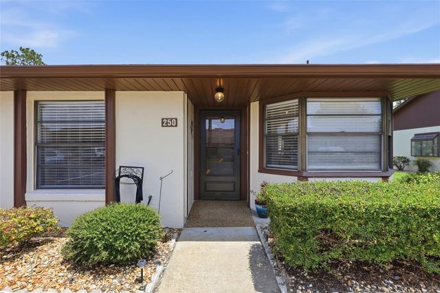 250 HOMEWOOD AVENUE 11A, Debary, FL 32713
