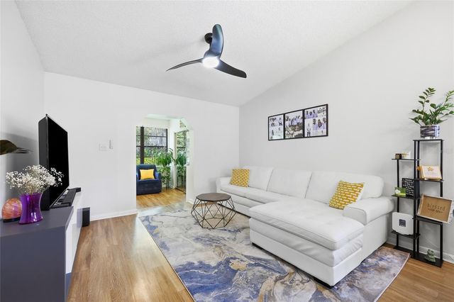 250 HOMEWOOD AVENUE 11A, Debary, FL 32713