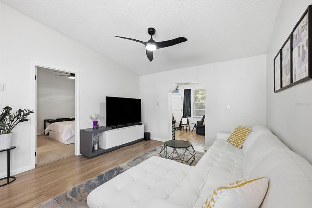 250 HOMEWOOD AVENUE 11A, Debary, FL 32713