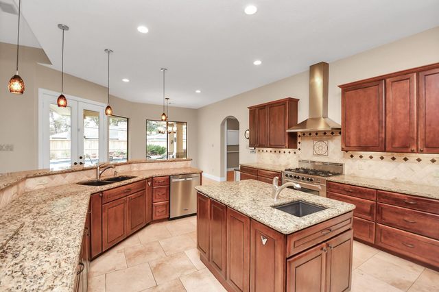 1611 Lynnview Drive, Houston, TX 77055