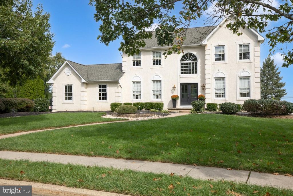 624 GLEN MEADOW RD, RICHBORO, PA 18954 — exterior