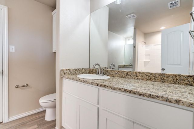 936 E Municipal Drive, Lubbock, TX 79403