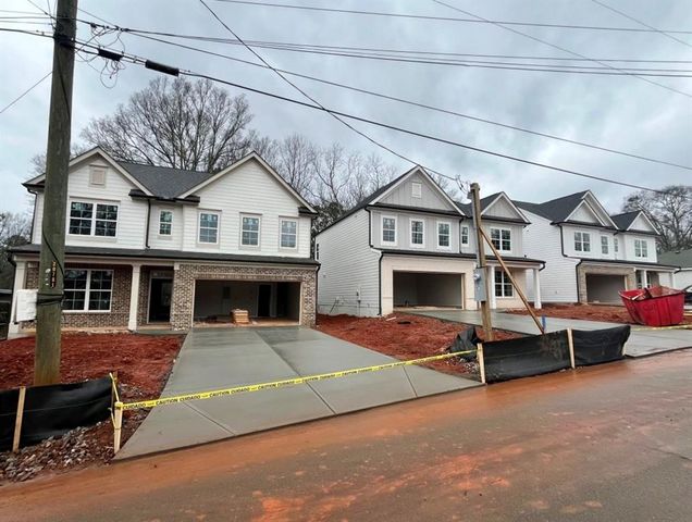 4864 White Street, Sugar Hill, GA 30518