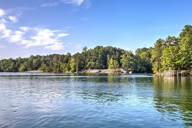 4864 White Street, Sugar Hill, GA 30518