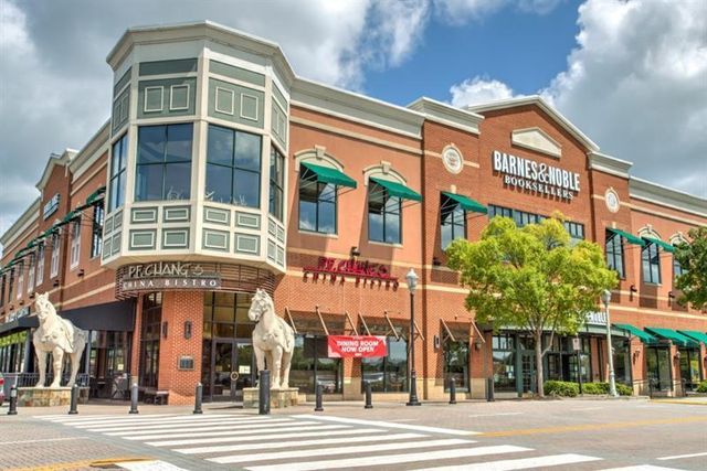 4864 White Street, Sugar Hill, GA 30518