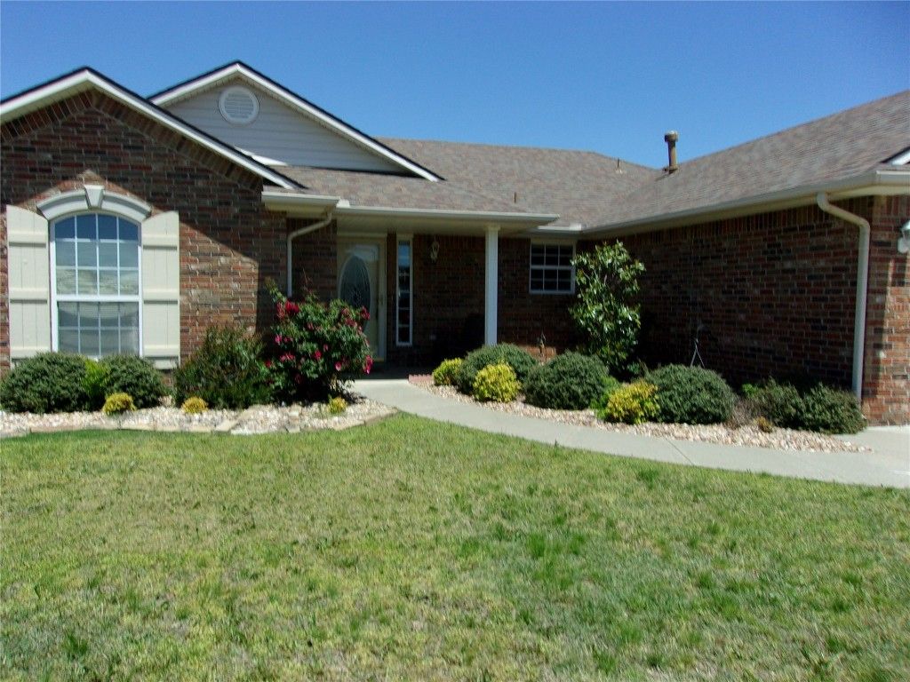 1926 E Aspen Place, Shawnee, OK 74804