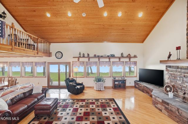 707 Catherine Drive, Liberty Center, OH 43532