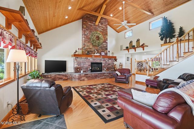 707 Catherine Drive, Liberty Center, OH 43532
