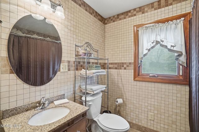 707 Catherine Drive, Liberty Center, OH 43532