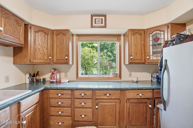 707 Catherine Drive, Liberty Center, OH 43532