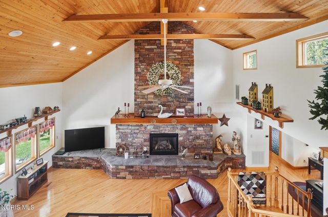 707 Catherine Drive, Liberty Center, OH 43532