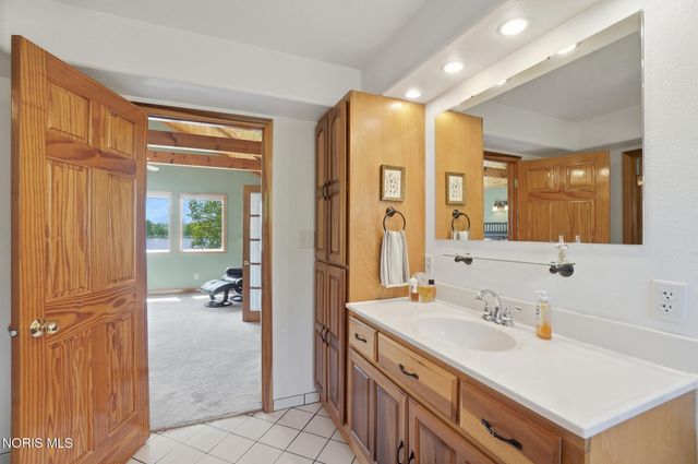 707 Catherine Drive, Liberty Center, OH 43532