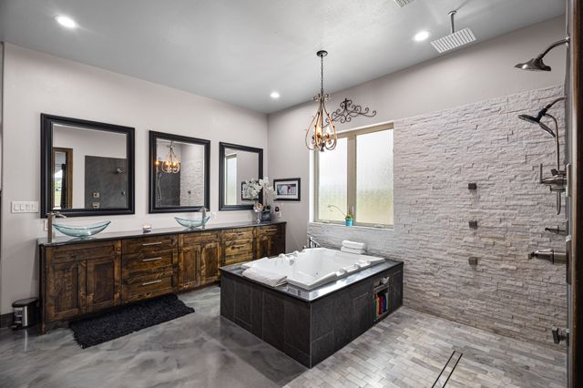 1395 Private Road 4011, Decatur, TX 76234