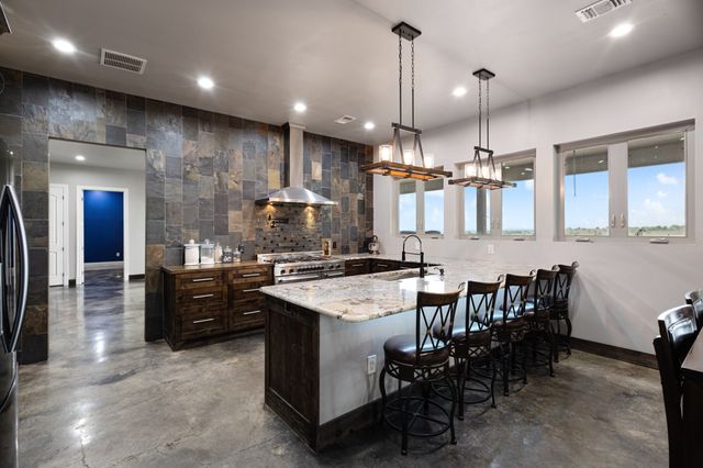 1395 Private Road 4011, Decatur, TX 76234