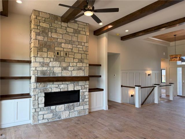 1007 Wilds Parkway, Greenwood, MO 64034