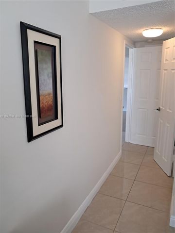 301 Golden Isles Dr 111, Hallandale Beach, FL 33009