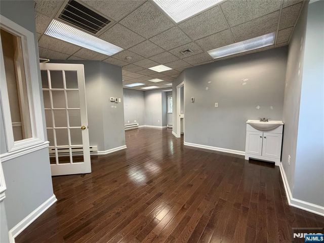 135 County Road 2B, Cresskill, NJ 07626