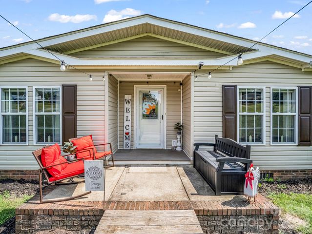 310 Brooks Road Extension, Bostic, NC 28018