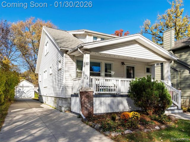 81 Wellesley Drive, Pleasant Ridge, MI 48069