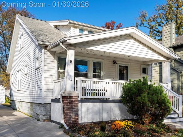 81 Wellesley Drive, Pleasant Ridge, MI 48069