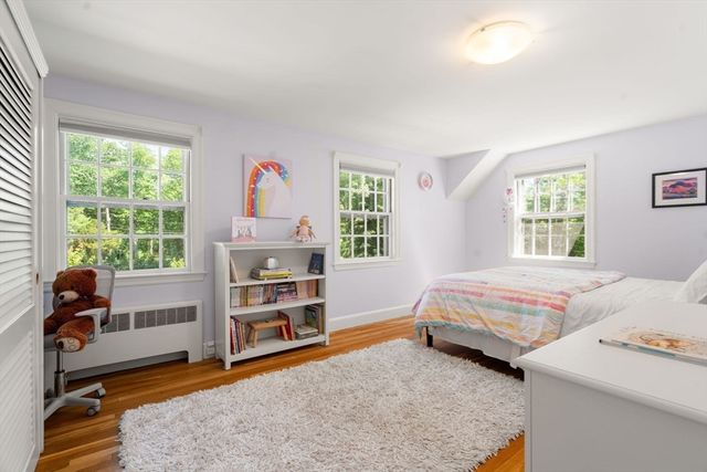 28 York Rd, Newton, MA 02468