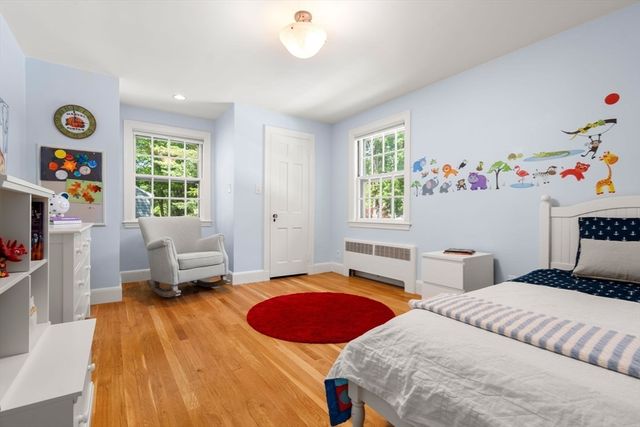 28 York Rd, Newton, MA 02468