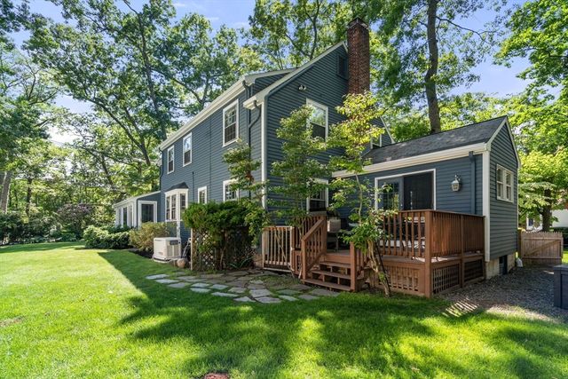 28 York Rd, Newton, MA 02468