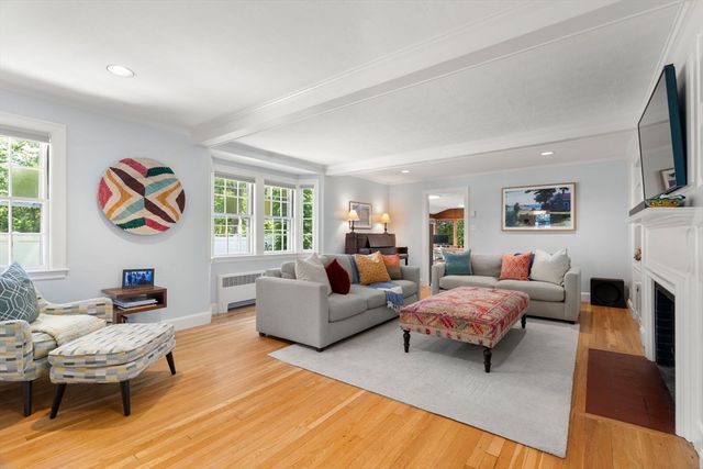 28 York Rd, Newton, MA 02468