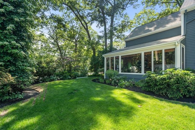 28 York Rd, Newton, MA 02468