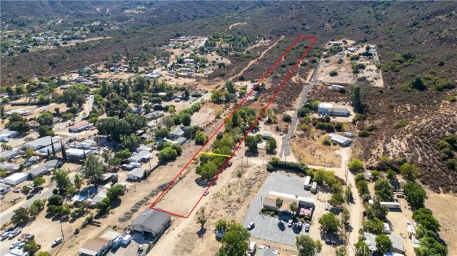 18921 Grand, Lake Elsinore, CA 92530