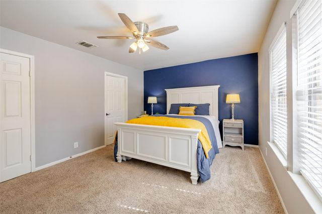 207 E Ridgewood RD, Georgetown, TX 78633