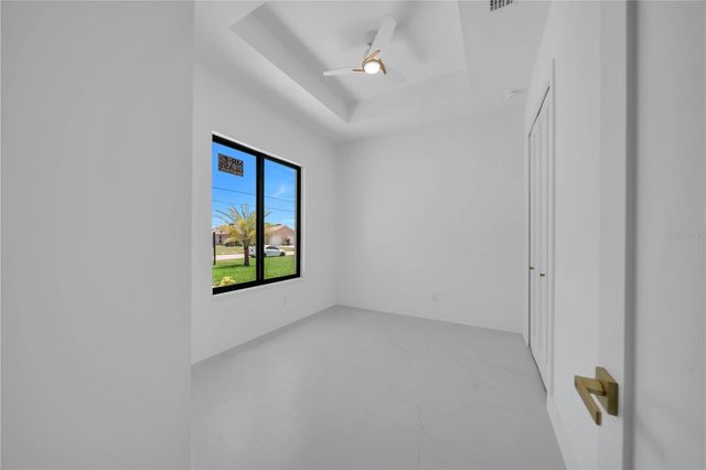 1114 SW 8TH PL, Cape Coral, FL 33991
