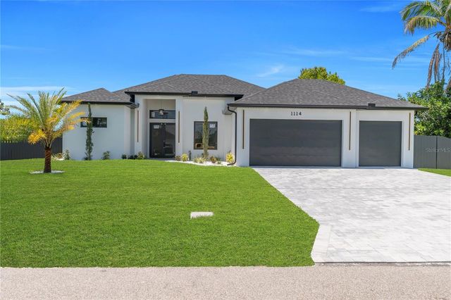 1114 SW 8TH PL, Cape Coral, FL 33991