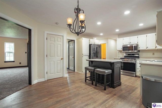 107 N Pointe Drive, Elizabethtown, KY 42701