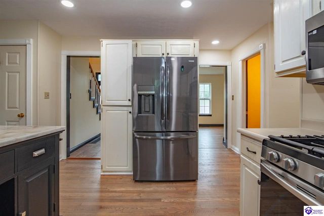 107 N Pointe Drive, Elizabethtown, KY 42701