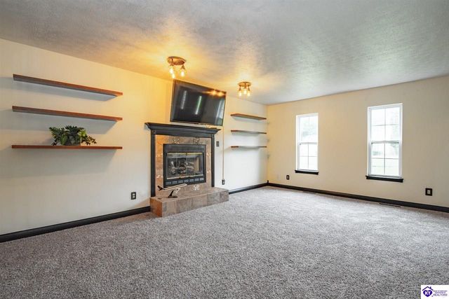 107 N Pointe Drive, Elizabethtown, KY 42701