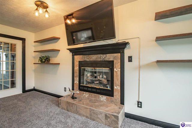 107 N Pointe Drive, Elizabethtown, KY 42701