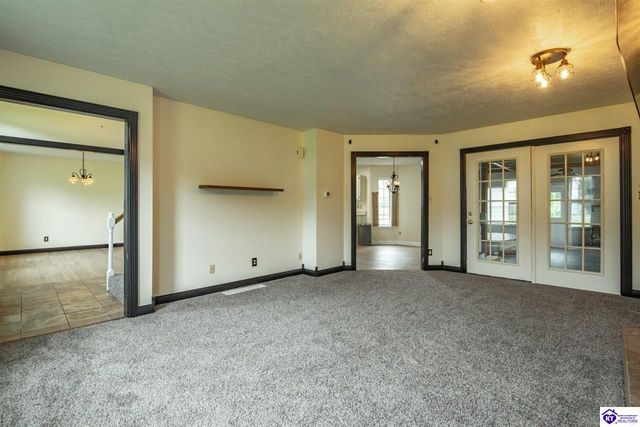 107 N Pointe Drive, Elizabethtown, KY 42701