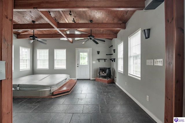 107 N Pointe Drive, Elizabethtown, KY 42701