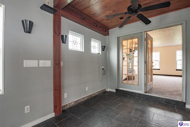 107 N Pointe Drive, Elizabethtown, KY 42701