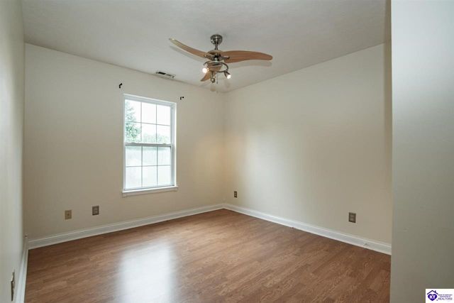 107 N Pointe Drive, Elizabethtown, KY 42701
