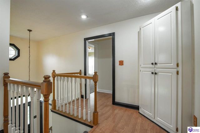 107 N Pointe Drive, Elizabethtown, KY 42701