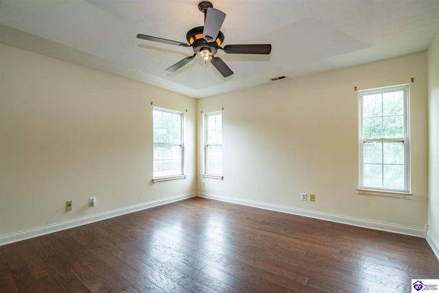 107 N Pointe Drive, Elizabethtown, KY 42701