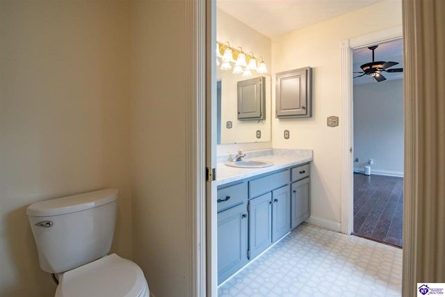 107 N Pointe Drive, Elizabethtown, KY 42701