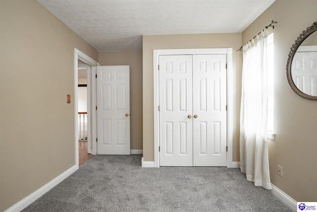 107 N Pointe Drive, Elizabethtown, KY 42701