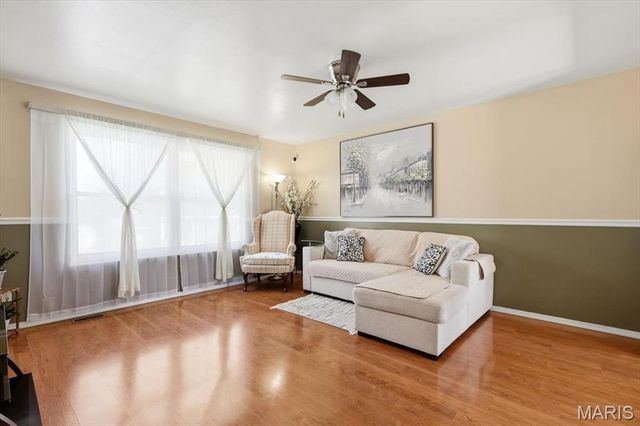 2381 Wesford Drive, Maryland Heights, MO 63043