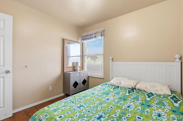 2381 Wesford Drive, Maryland Heights, MO 63043