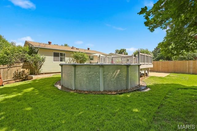 2381 Wesford Drive, Maryland Heights, MO 63043