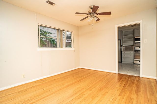 4829 Hummingbird Street, Houston, TX 77035
