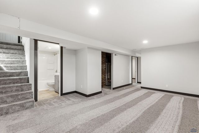 334 ST CHARLES, Rapid City, SD 57701